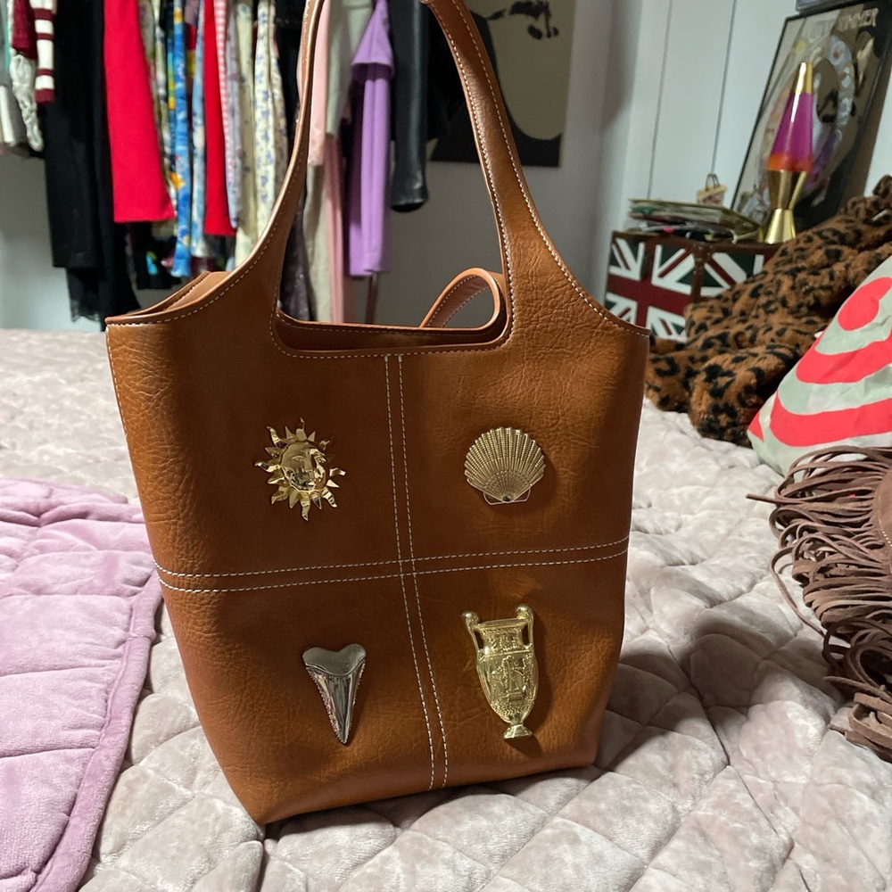 Brown leather Poppy Lissiman Sun and Sea Charm bag 🌞